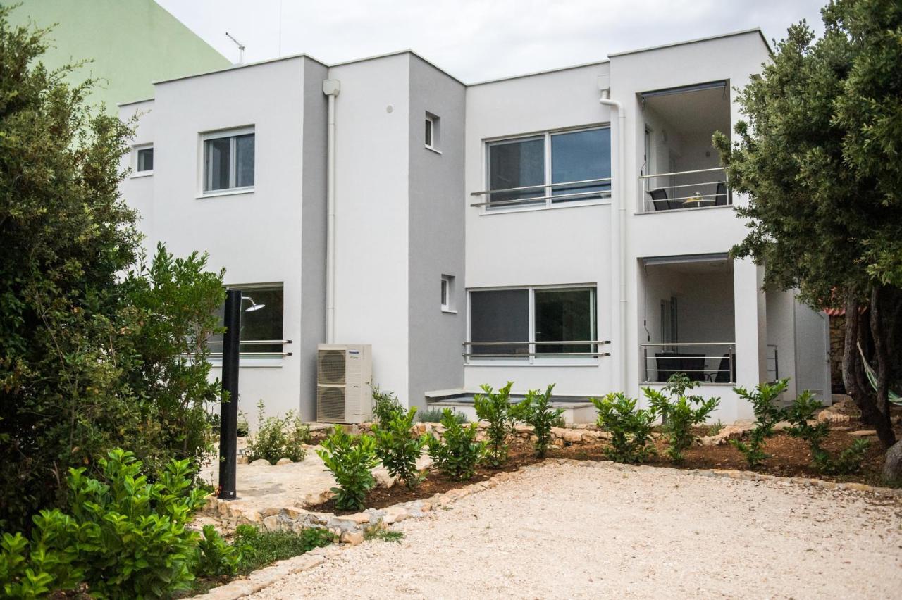 Apartments Jedro 佩特坎内 外观 照片